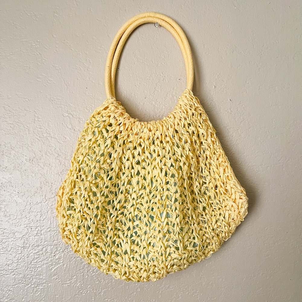 Vintage Straw Bag Women Yellow Hoop Shoulder Purse Woven Spring Travel Tote